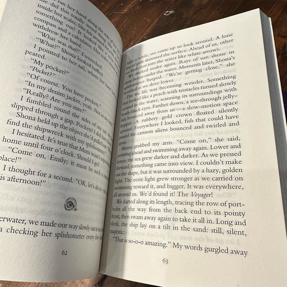 Emily Windsnap 6 book set - Picture 3 of 3